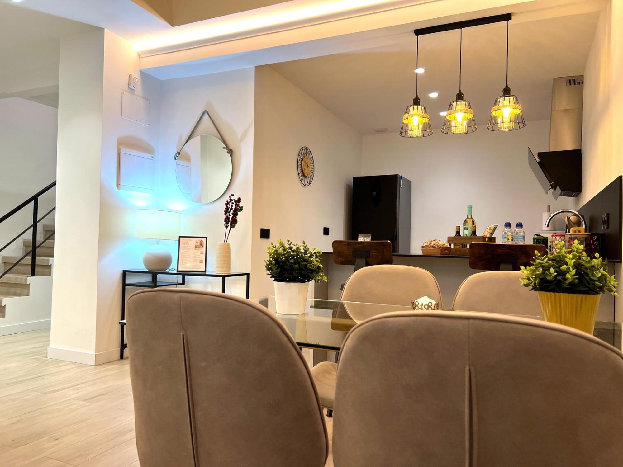 Duplex Moderno Y Acogedor Junto A Atocha Apartment Мадрид Екстериор снимка