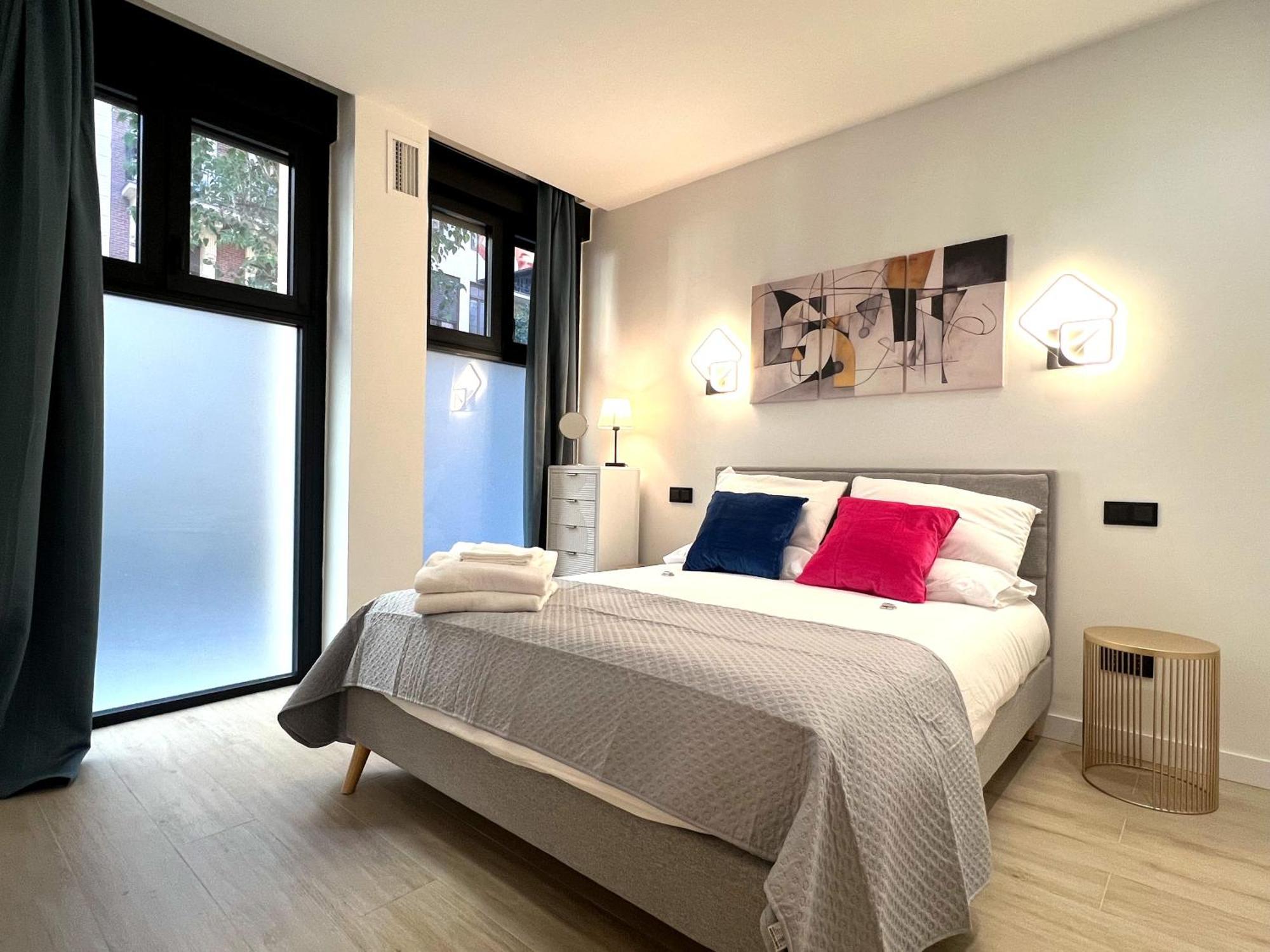 Duplex Moderno Y Acogedor Junto A Atocha Apartment Мадрид Екстериор снимка
