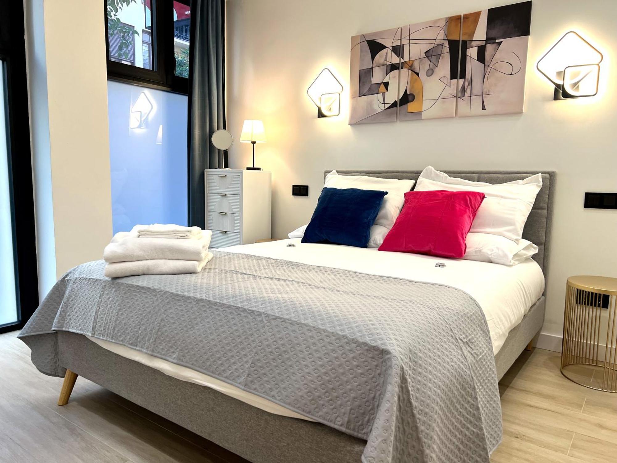 Duplex Moderno Y Acogedor Junto A Atocha Apartment Мадрид Екстериор снимка