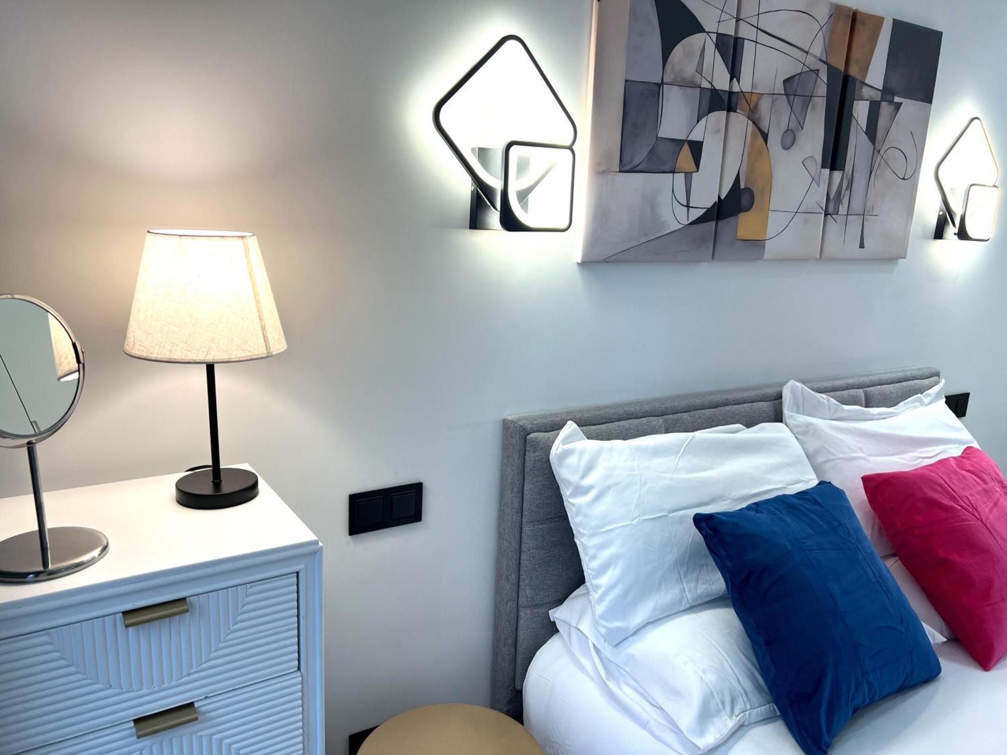 Duplex Moderno Y Acogedor Junto A Atocha Apartment Мадрид Екстериор снимка